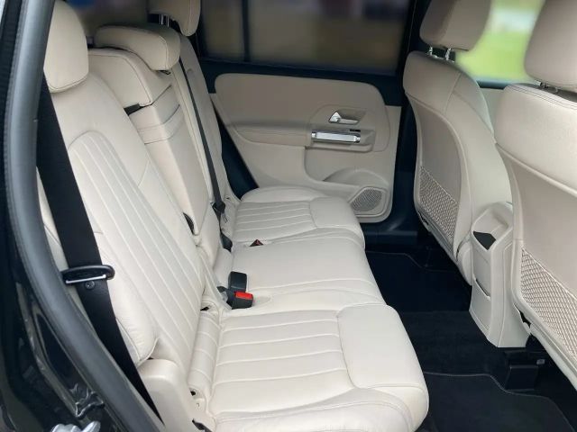 Mercedes-Benz GLB 250