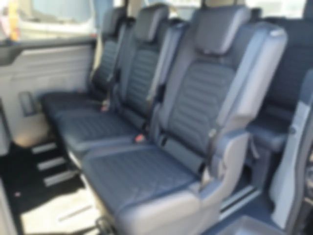 Ford Tourneo Custom