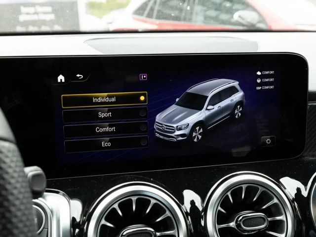 Mercedes-Benz GLB 250