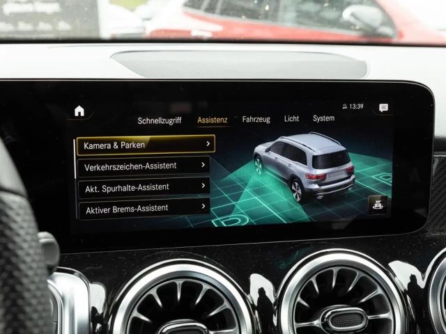 Mercedes-Benz GLB 250
