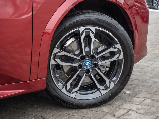 BMW iX2