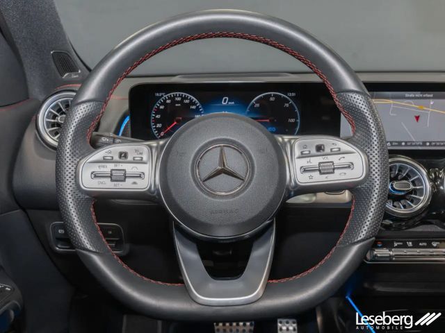 Mercedes-Benz EQB 300