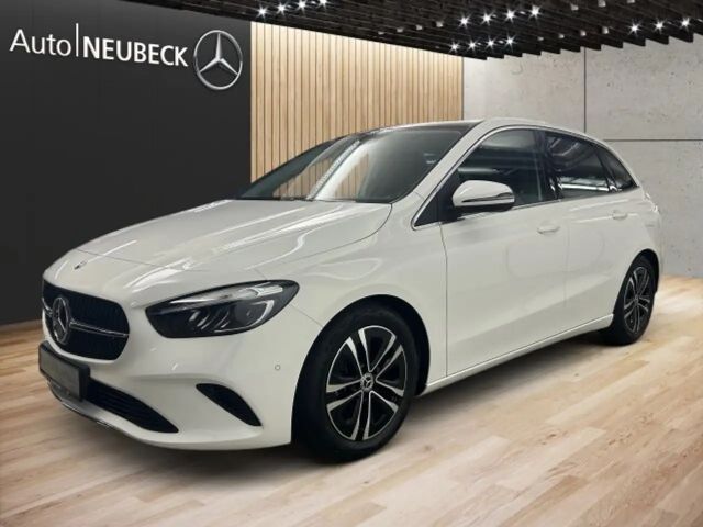 Mercedes-Benz B 200 2024 Benzine