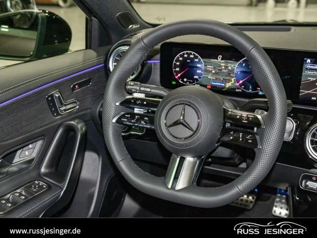 Mercedes-Benz A 220