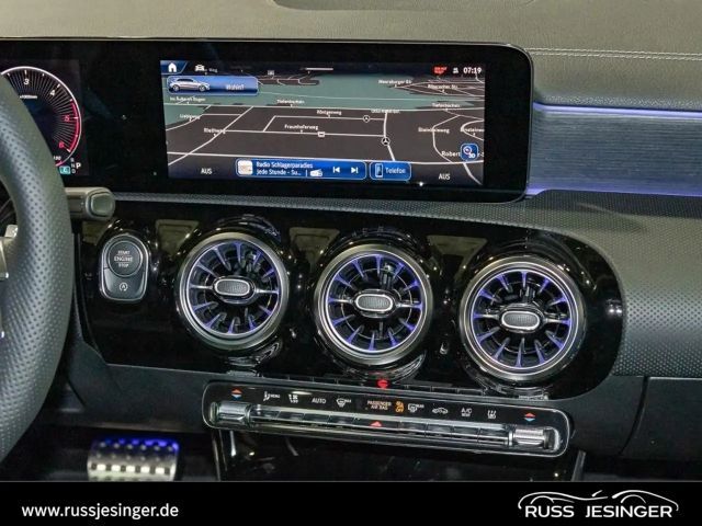 Mercedes-Benz A 220