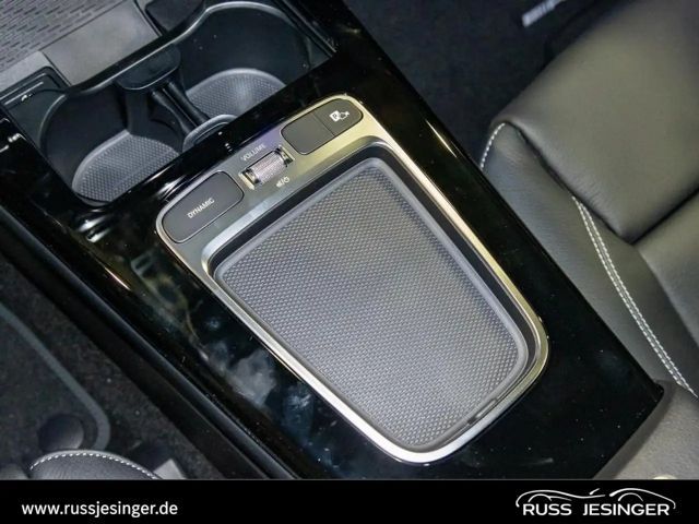 Mercedes-Benz A 220