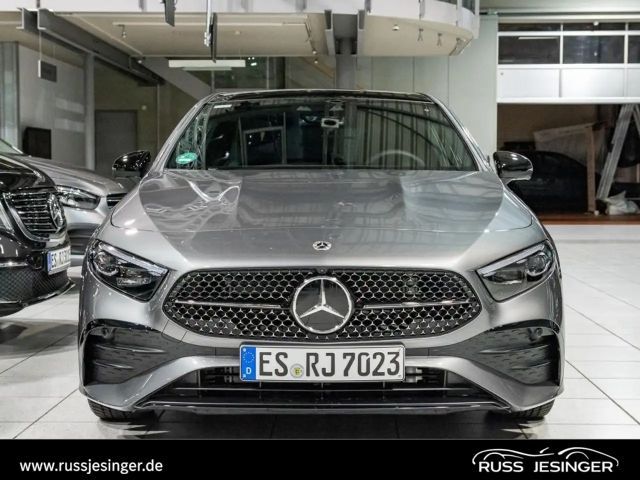 Mercedes-Benz A 220