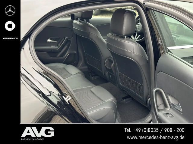 Mercedes-Benz A 160