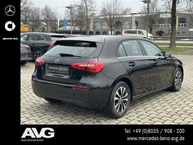 Mercedes-Benz A 160