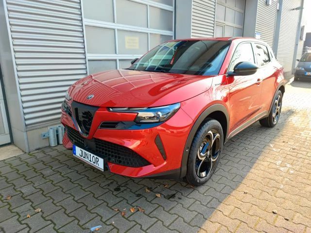 Alfa Romeo Junior 2025 Benzine