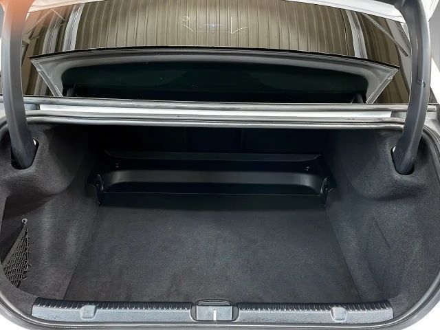 Mercedes-Benz EQE 350
