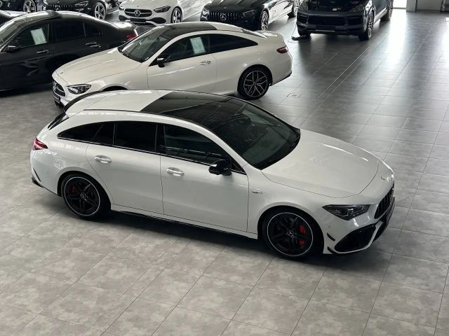 Mercedes-Benz CLA 45 AMG