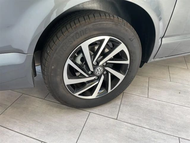 Volkswagen T6.1 California