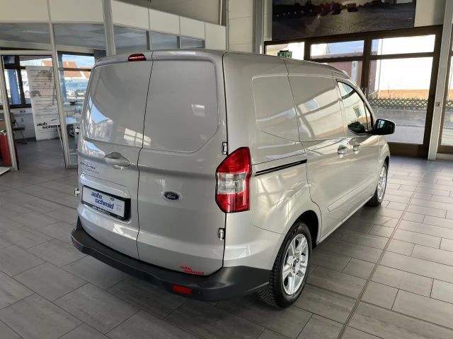 Ford Transit Courier