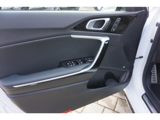 Kia Ceed / cee'd