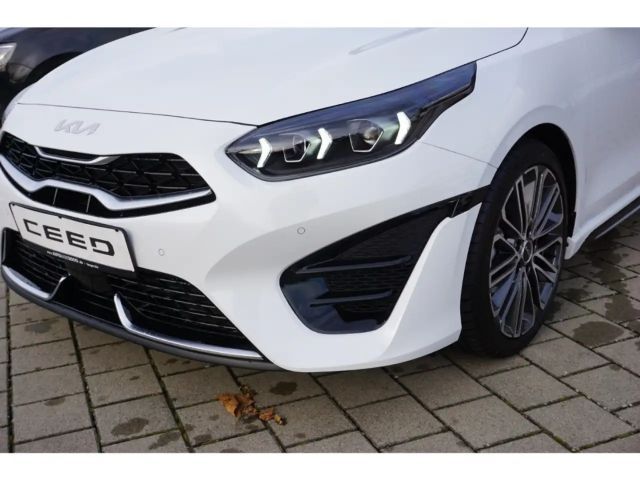 Kia Ceed / cee'd