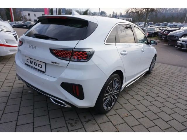 Kia Ceed / cee'd