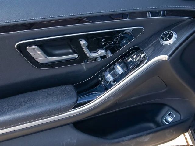 Mercedes-Benz S 400