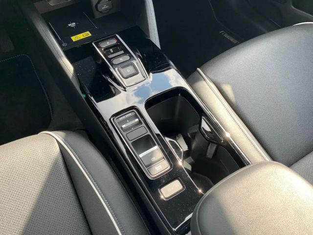 Honda e:Ny1