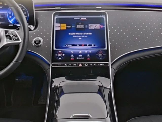 Mercedes-Benz EQE 350