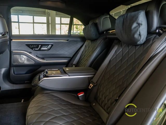 Mercedes-Benz S 400