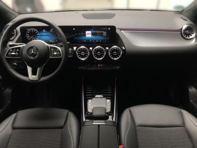 Mercedes-Benz EQA 300