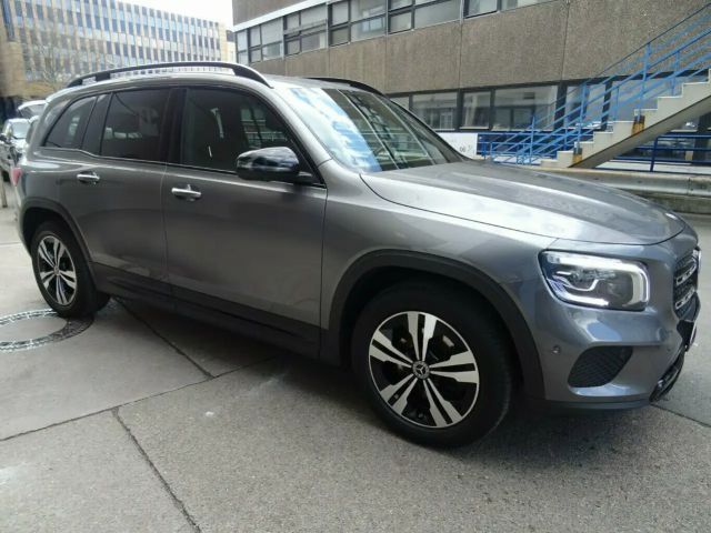 Mercedes-Benz GLB 250