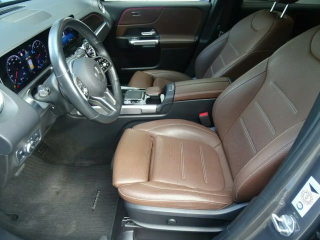 Mercedes-Benz GLB 250