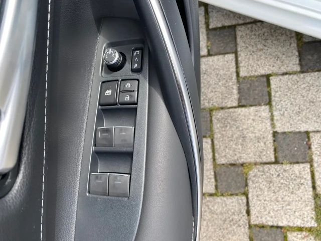 Suzuki Swace
