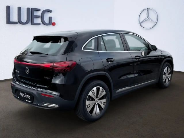 Mercedes-Benz EQA 300