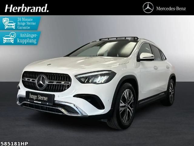 Mercedes-Benz GLA 180 2024 Benzine