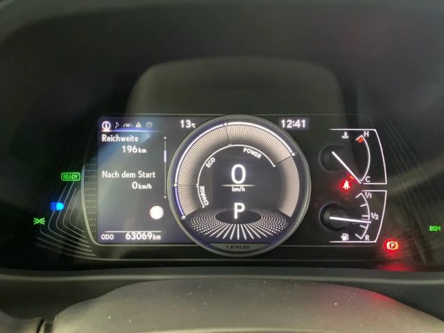 Lexus UX 250h