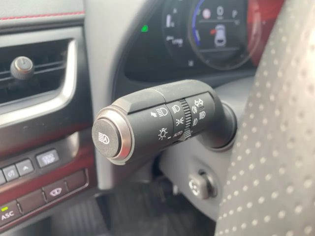 Lexus UX 250h