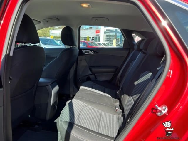 Kia Ceed / cee'd