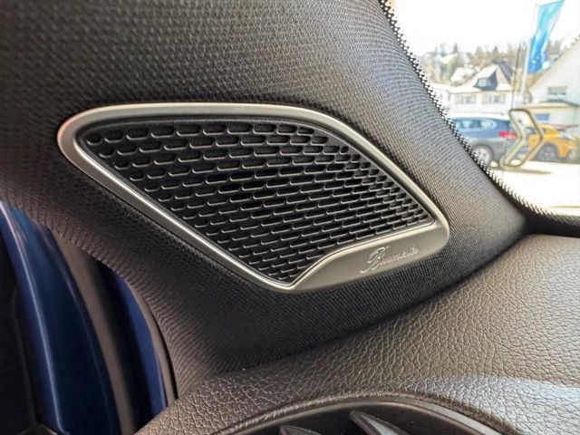 Mercedes-Benz GLB 220