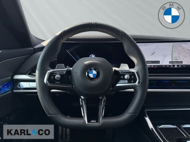 BMW 740