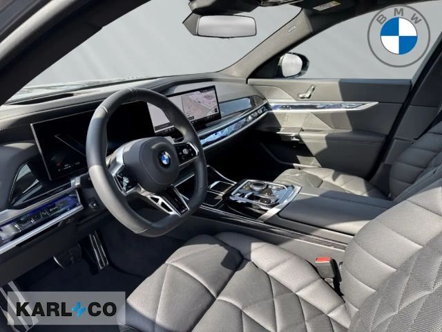 BMW 740