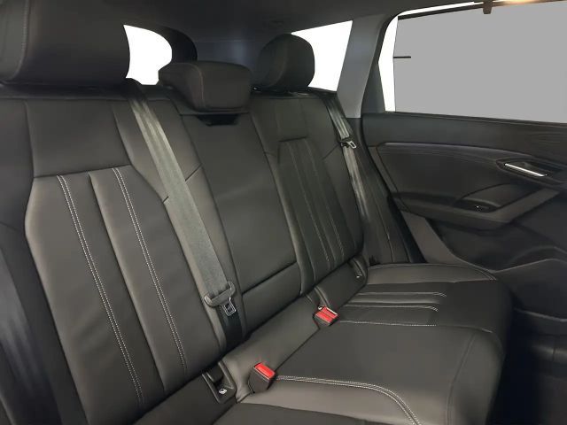 Audi Q6