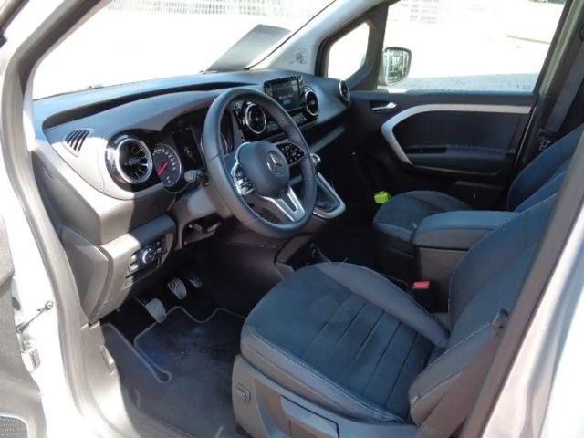 Mercedes-Benz T-Class