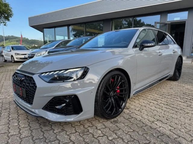 Audi RS4 2023 Benzine
