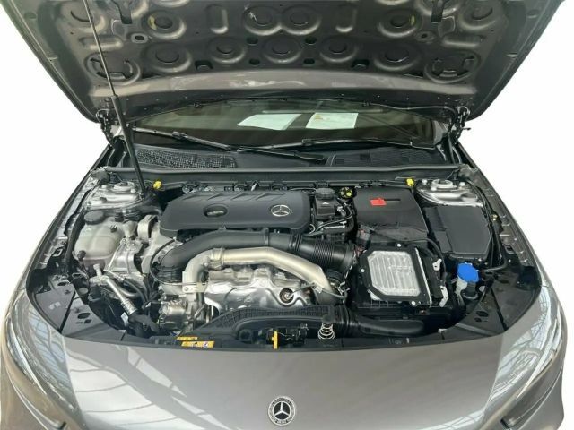 Mercedes-Benz A 220