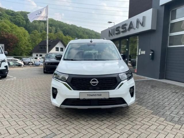 Nissan Townstar