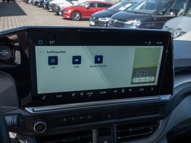 Volkswagen T7 Caravelle