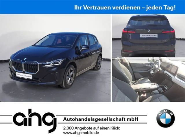 BMW 216 2024 Benzine