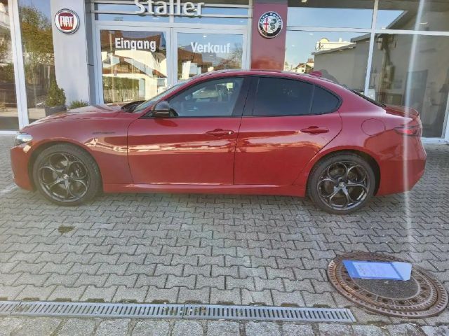 Alfa Romeo Giulia 2022 Benzine