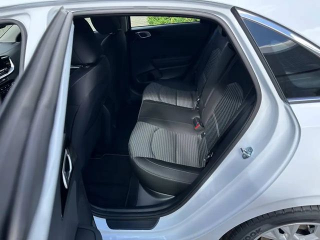 Kia Ceed / cee'd