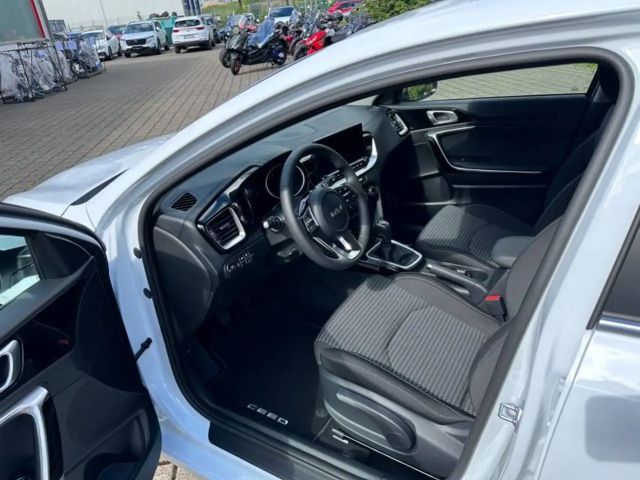 Kia Ceed / cee'd
