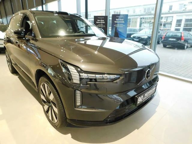 Volvo EX90