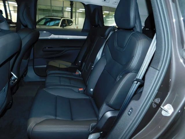Volvo EX90