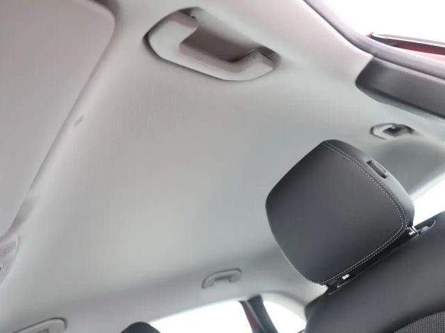 Mercedes-Benz B 220